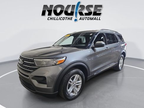 Used 2023 Ford Explorer XLT AWD/4WD image 1