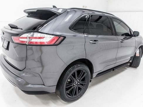 Used 2022 Ford Edge SEL AWD/4WD image 7