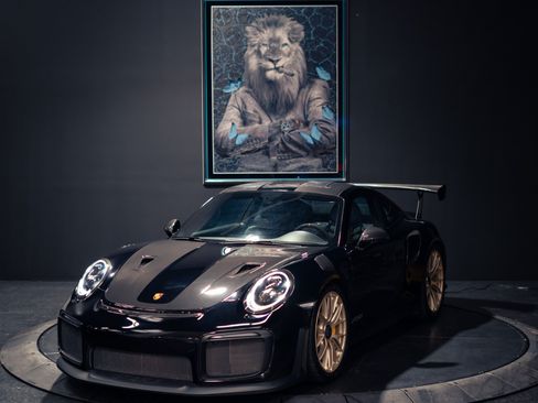 Used 2018 Porsche 911 GT2 RS RWD image 1