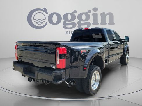 New 2026 Ford F450 Platinum w/ FX4 Off-Road Package AWD/4WD image 3