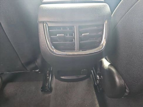 Used 2025 Chevrolet Malibu LT image 17