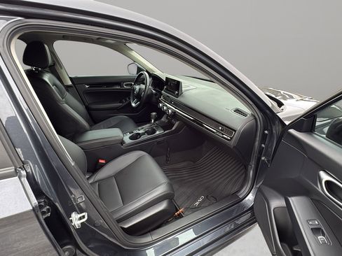 Used 2024 Honda Civic EX-L image 13