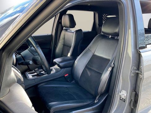 Certified 2022 Jeep Grand Cherokee Laredo X image 21