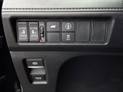 Used 2024 Honda Odyssey Sport image 26