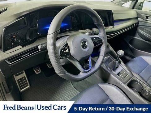 Used 2022 Volkswagen Golf R image 9