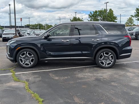 Used 2024 Hyundai Palisade SEL AWD/4WD image 2