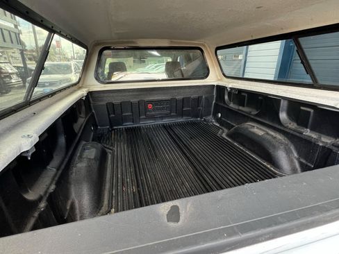 Used 2018 Chevrolet Silverado 1500 LT image 6