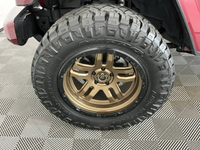 Used 2021 Jeep Gladiator Overland AWD/4WD image 29