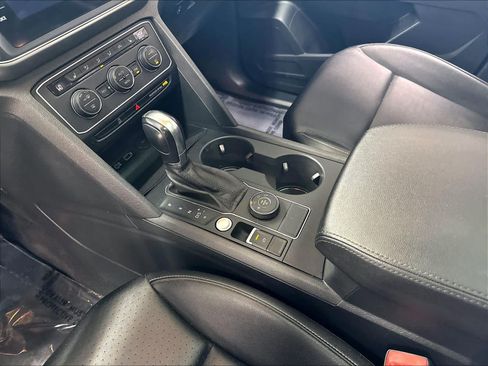Used 2019 Volkswagen Atlas SE w/ Panoramic Sunroof Package AWD/4WD image 19