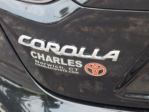 Used 2024 Toyota Corolla LE FWD image 30