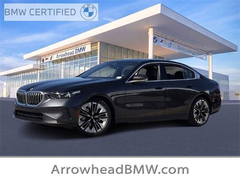 Certified 2025 BMW 530i xDrive w/ Premium Package image 1