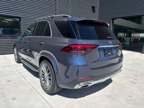 Used 2025 Mercedes-Benz GLE 350 4MATIC image 3