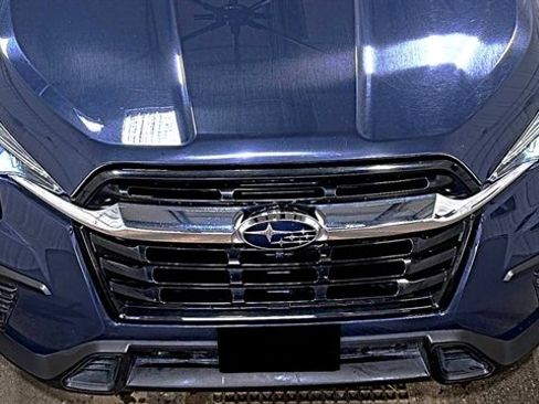 Used 2024 Subaru Ascent Limited w/ Technology Package AWD/4WD image 5