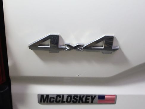Used 2020 Toyota Tacoma SR5 AWD/4WD image 8