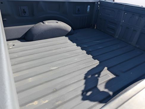 Used 2017 Ford F150 Lariat image 12