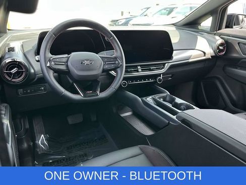 Used 2024 Chevrolet Equinox EV RS image 2