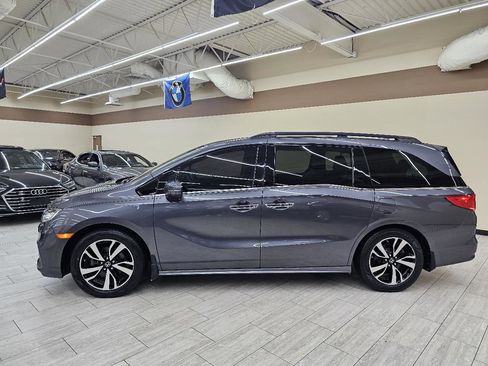 Used 2018 Honda Odyssey Elite image 8