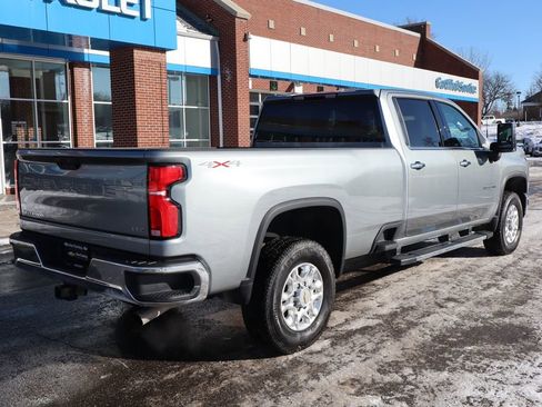 Used 2024 Chevrolet Silverado 3500 LTZ image 38