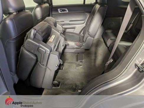 Used 2013 Ford Explorer XLT AWD/4WD image 31