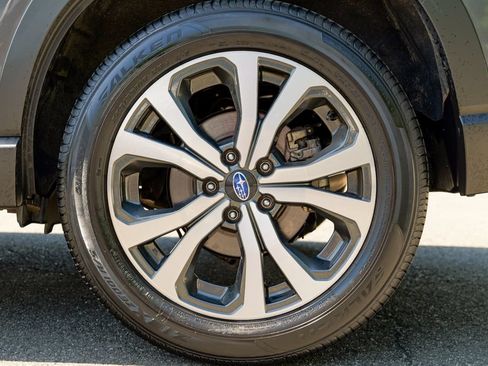 Used 2023 Subaru Forester Limited AWD/4WD image 14