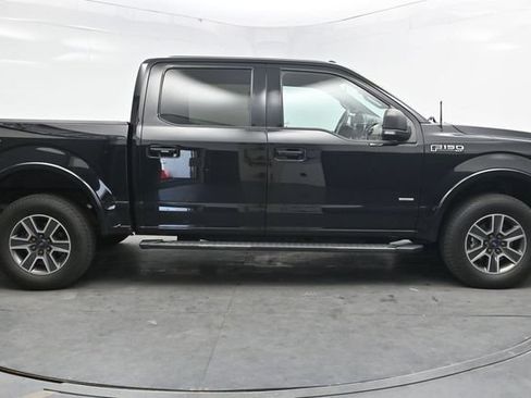 Used 2017 Ford F150 XLT w/ Equipment Group 302A Luxury AWD/4WD image 9