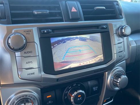 Used 2016 Toyota 4Runner SR5 image 28