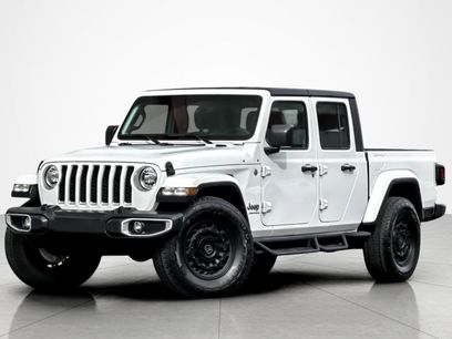 Used 2023 Jeep Gladiator Overland