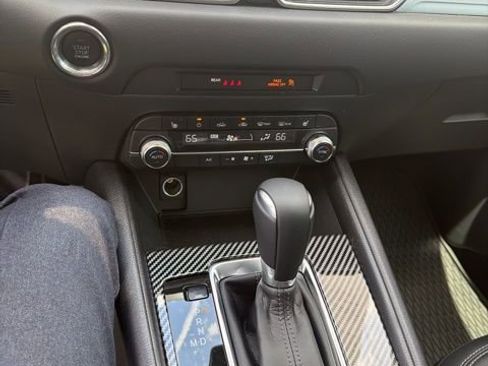 Used 2025 MAZDA CX-5 AWD 2.5 S w/ Preferred Package image 4