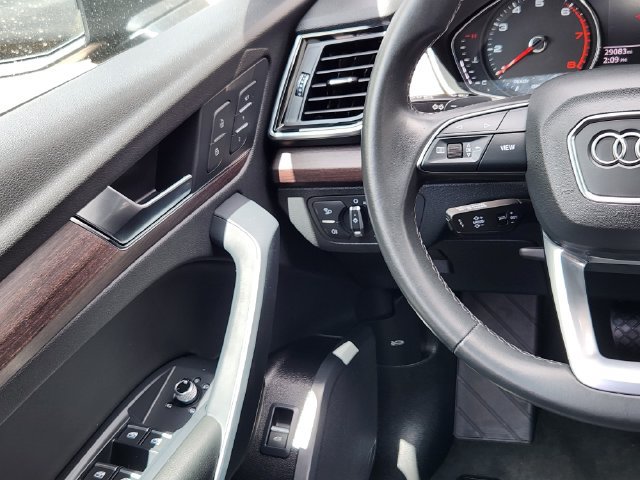 Used 2023 Audi Q5 2.0T Premium w/ Convenience Package AWD/4WD image 26