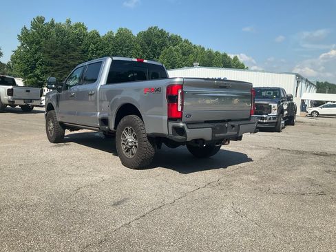 Used 2024 Ford F350 Limited w/ FX4 Off-Road Package AWD/4WD image 7