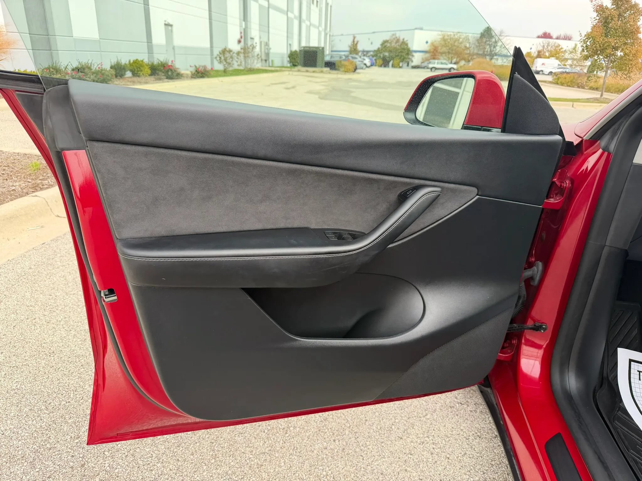 Used 2022 Tesla Model Y Performance AWD/4WD image 13