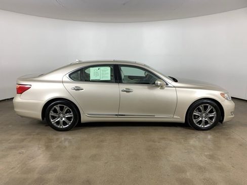 Used 2012 Lexus LS 460 AWD image 7