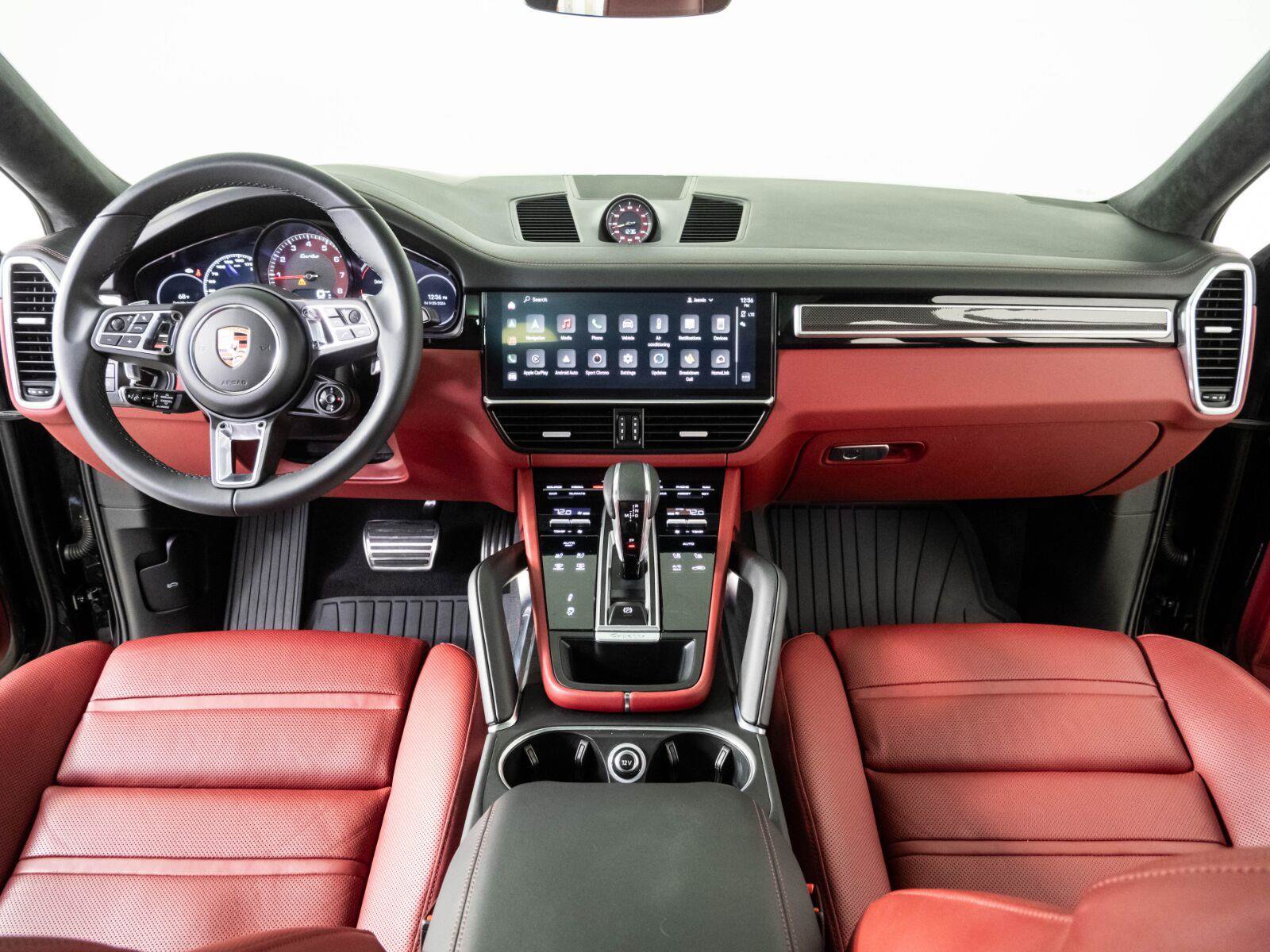 Certified 2023 Porsche Cayenne Turbo AWD/4WD image 19