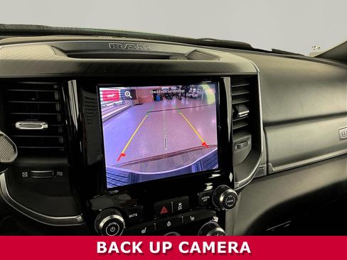 Used 2025 RAM 3500 Big Horn AWD/4WD image 15