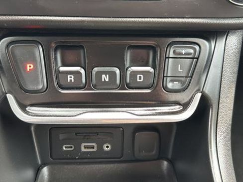 Used 2020 GMC Terrain Denali w/ GMC Pro Grade Package image 46