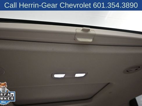 Used 2023 Buick Enclave Essence w/ Experience Buick Package FWD image 25