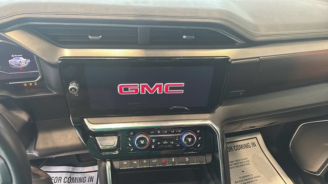 Used 2025 GMC Sierra 1500 Denali AWD/4WD image 12