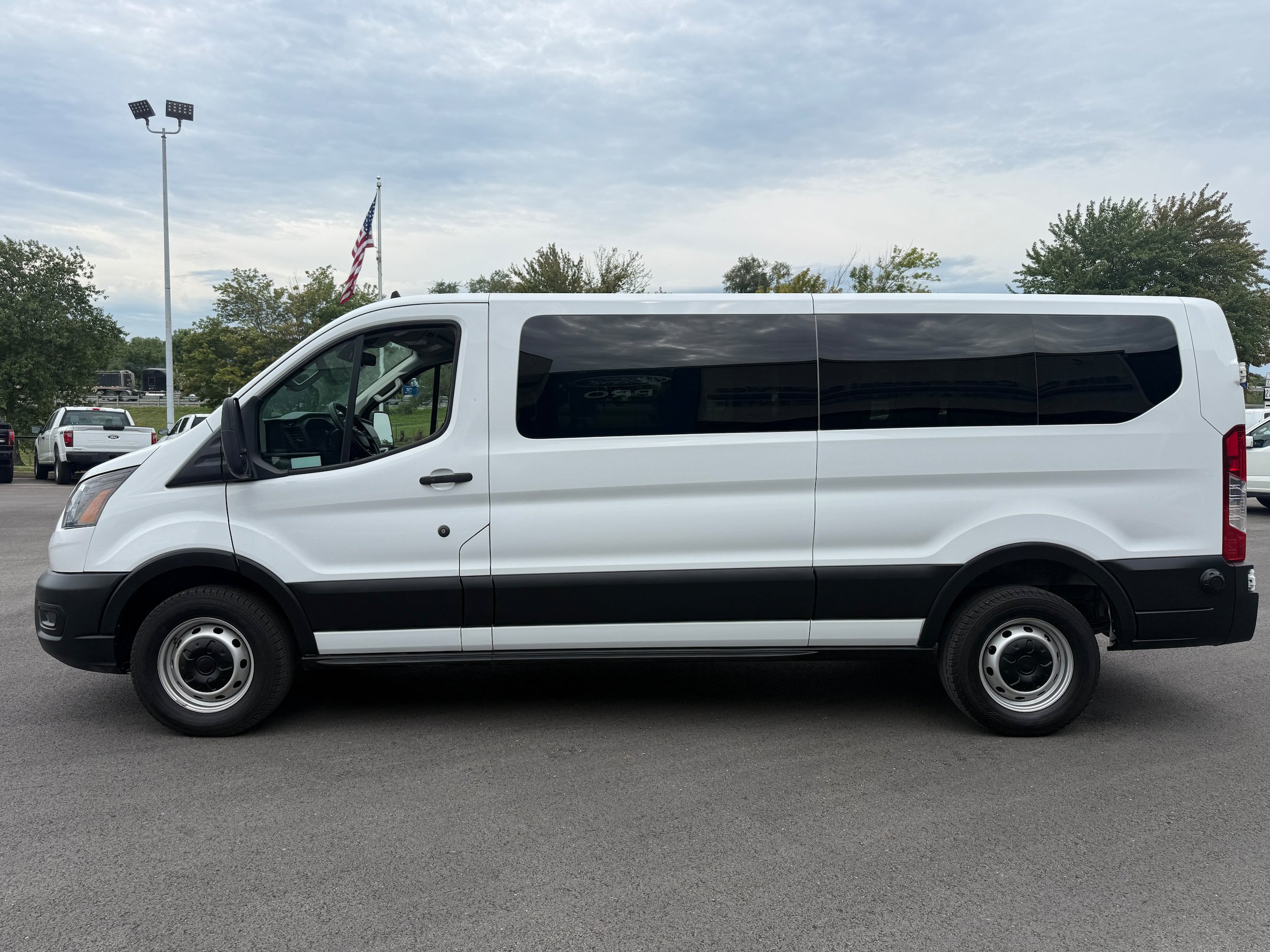 Used 2024 Ford Transit 350 XL RWD image 5