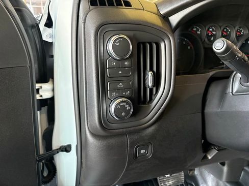 New 2026 GMC Sierra 2500 Pro w/ Convenience Package image 24