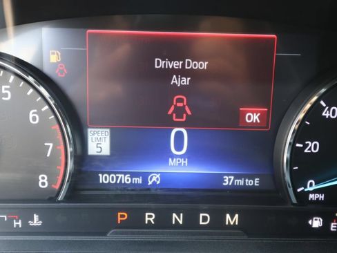 Used 2020 Ford Explorer XLT w/ Equipment Group 202A RWD image 19