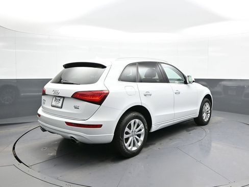 Used 2016 Audi Q5 2.0T Premium Plus w/ Technology Package image 6