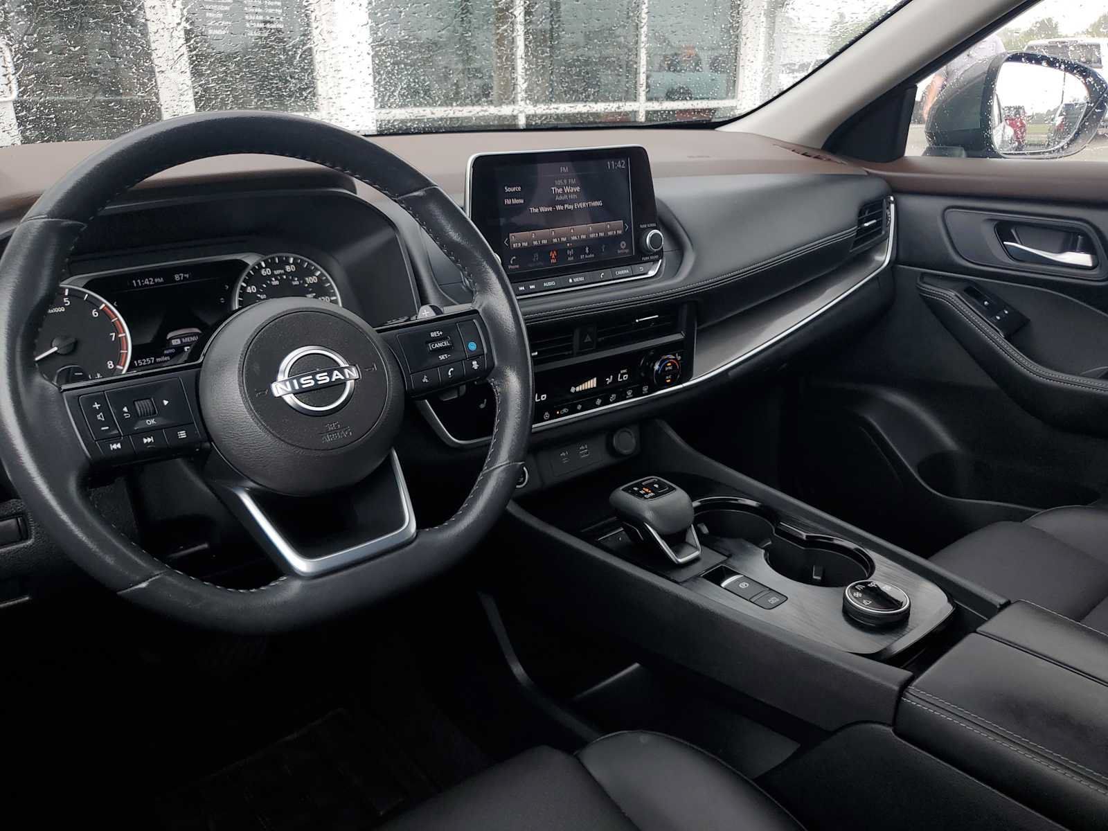 Used 2023 Nissan Rogue SV w/ SV Premium B Package AWD/4WD image 20