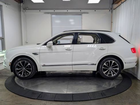 Used 2018 Bentley Bentayga AWD/4WD image 6