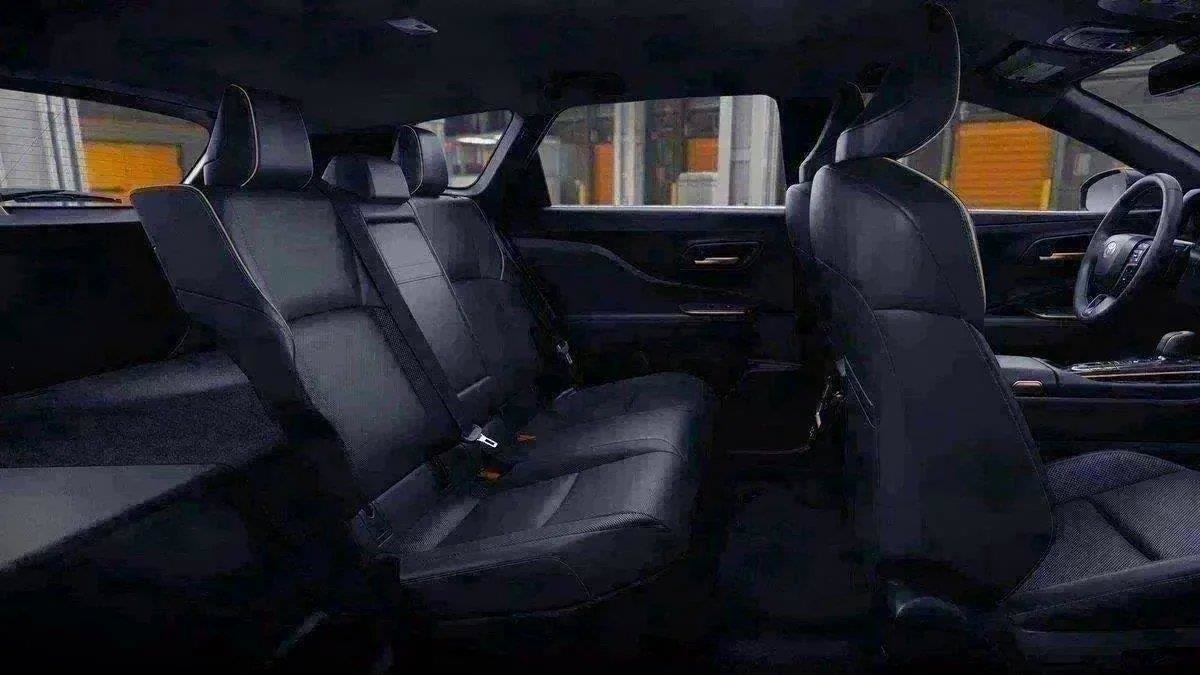 New 2026 Toyota Crown Signia AWD/4WD image 21