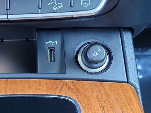 Used 2023 Audi Q5 2.0T Premium image 34