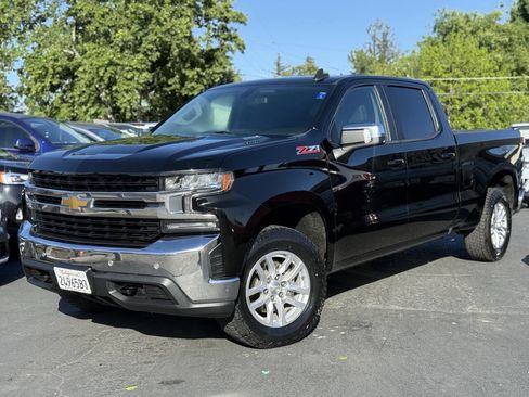 Used 2020 Chevrolet Silverado 1500 LT w/ All-Star Edition image 3