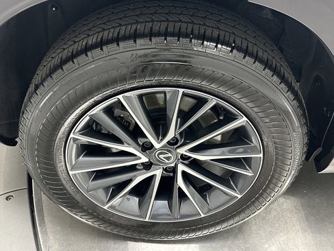 Used 2025 Lexus NX 250 FWD w/ Premium Package image 19