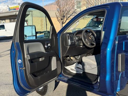 Used 2019 Chevrolet Silverado 3500 W/T w/ WT Convenience Package image 10