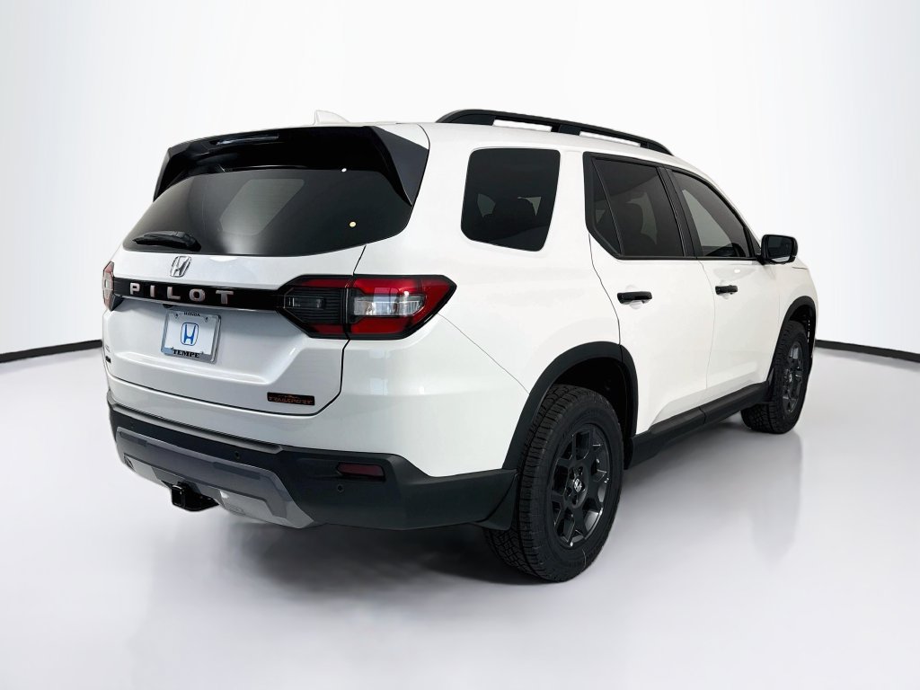 New 2026 Honda Pilot TrailSport image 5