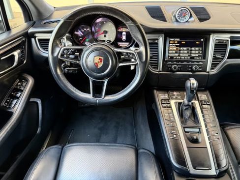 Used 2015 Porsche Macan S AWD/4WD image 13